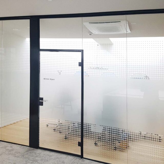 Josef Huber Office 3